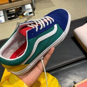 Vans